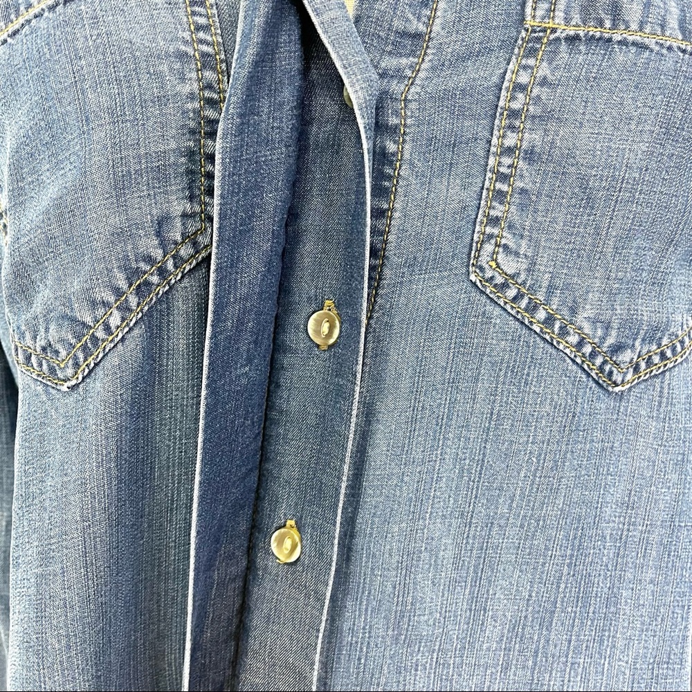 Bella Dahl- Blue Chambray Split Tail Button Down … - image 3